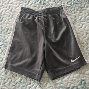 Nike Charcoal Kids' (6) Shorts